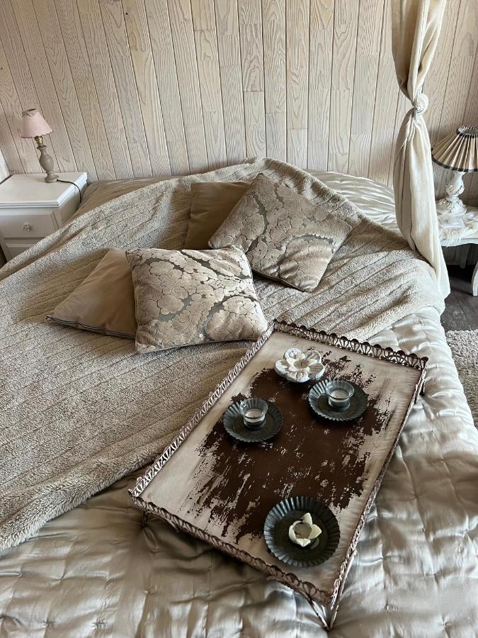 La Maisonnette De Cancan 蒙特普利斯尚伯德 外观 照片